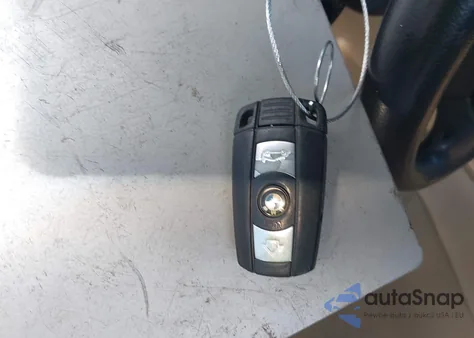 2009 BMW 328I from USA, damaged, VIN WBAPH77599NM30513